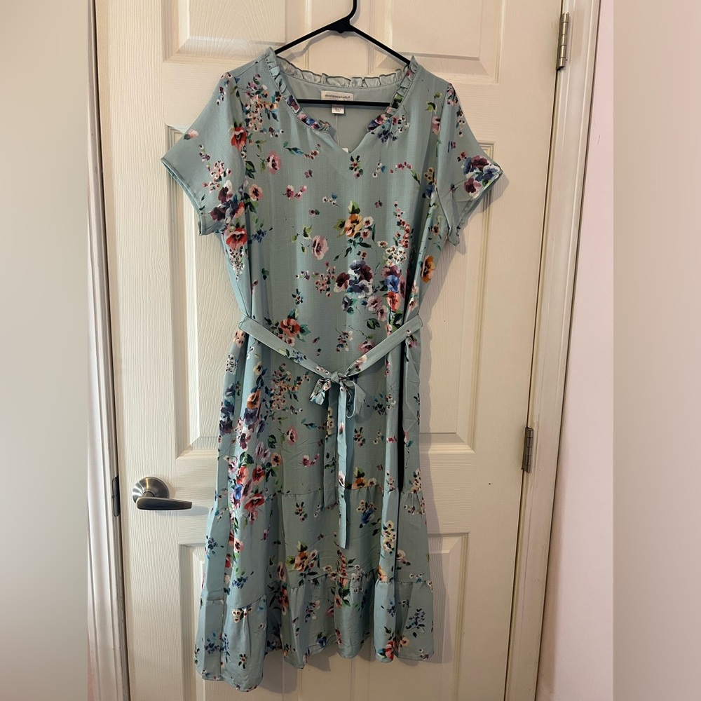 Christopher & Banks women’s dress size Medium NWT